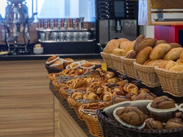 фото Park Inn by Radisson Istanbul Ataturk Airport изображение №18