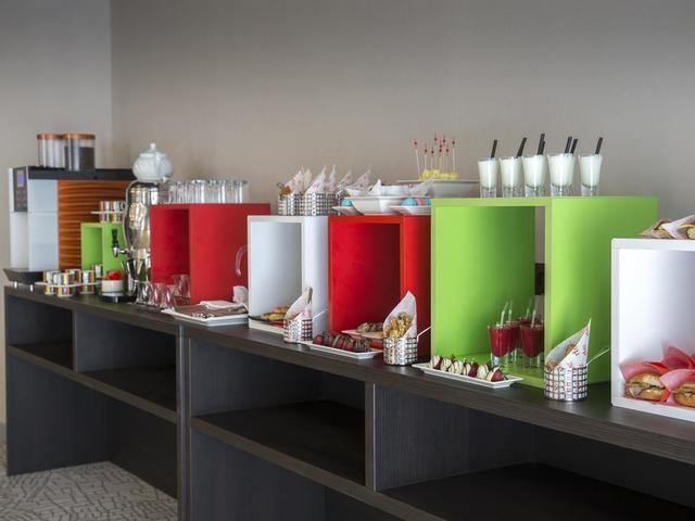 фото отеля Park Inn by Radisson Istanbul Ataturk Airport изображение №9