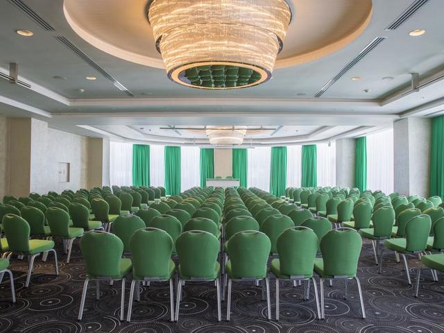 фото Park Inn by Radisson Istanbul Ataturk Airport изображение №6