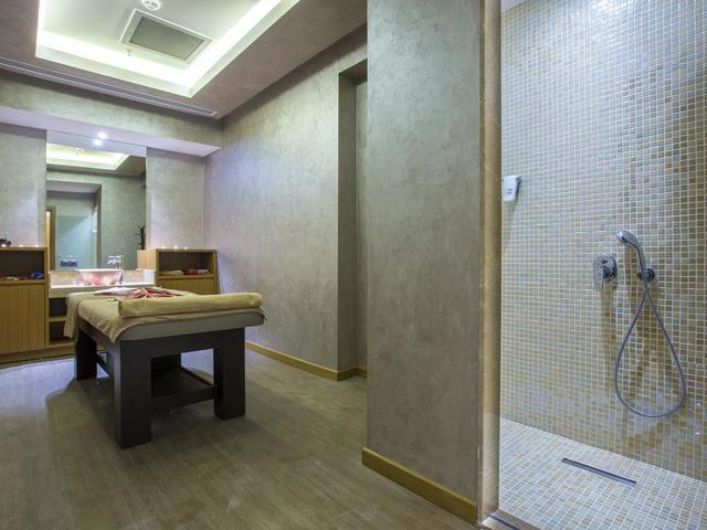 фото Park Inn by Radisson Istanbul Ataturk Airport изображение №2