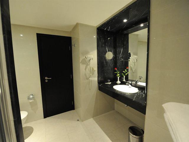 фотографии отеля Rive Hotel изображение №7