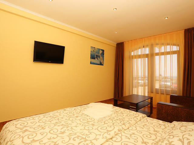 фото Карамель (Сaramel) изображение №14