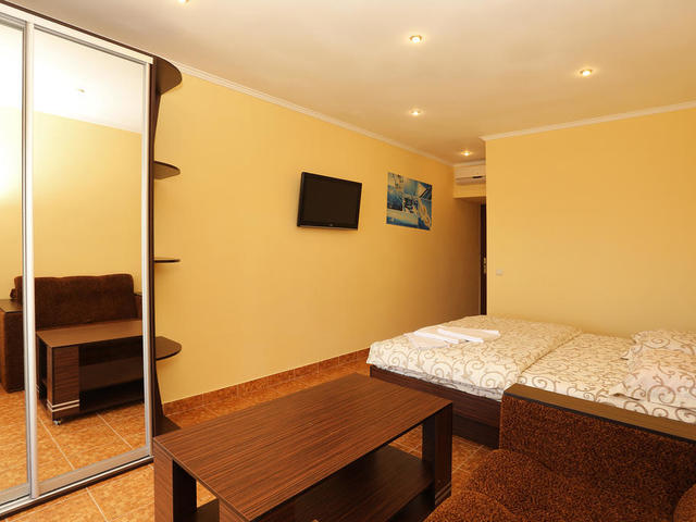 фото Карамель (Сaramel) изображение №2