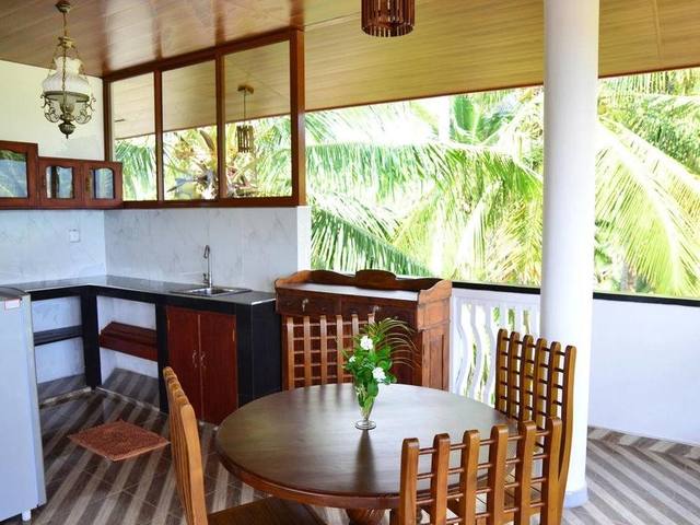 фотографии отеля Sea View Deepal Villa изображение №35