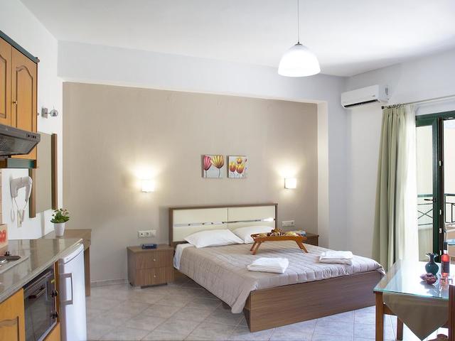 фотографии Amalia Apartments изображение №24