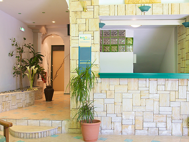 фото отеля Amalia Apartments изображение №5