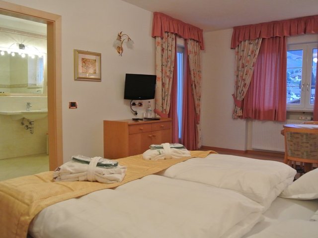 фотографии отеля Mignon hotel Selva Gardena изображение №43