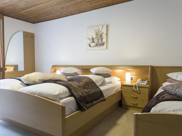 фотографии отеля Chalet Olympia изображение №15