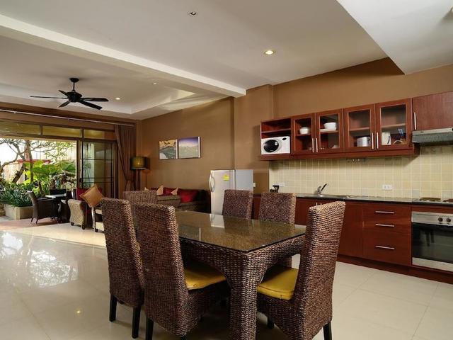 фото отеля Kamala Beachfront изображение №25