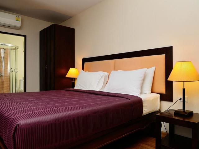 фото отеля Kamala Beachfront изображение №17