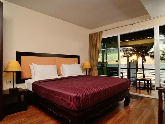 фотографии отеля Kamala Beachfront изображение №3