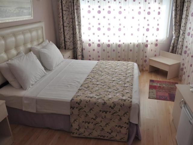 фотографии Huxley Hotel Old City изображение №12