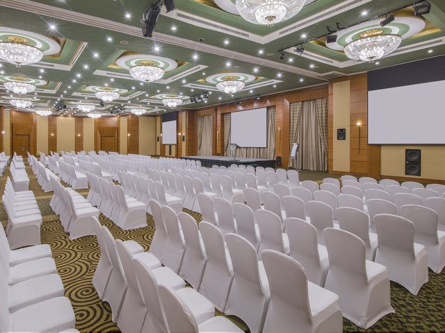 фотографии отеля Swissotel Al Murooj (ex. Roda Al Murooj; Al Murooj Rotana) изображение №79