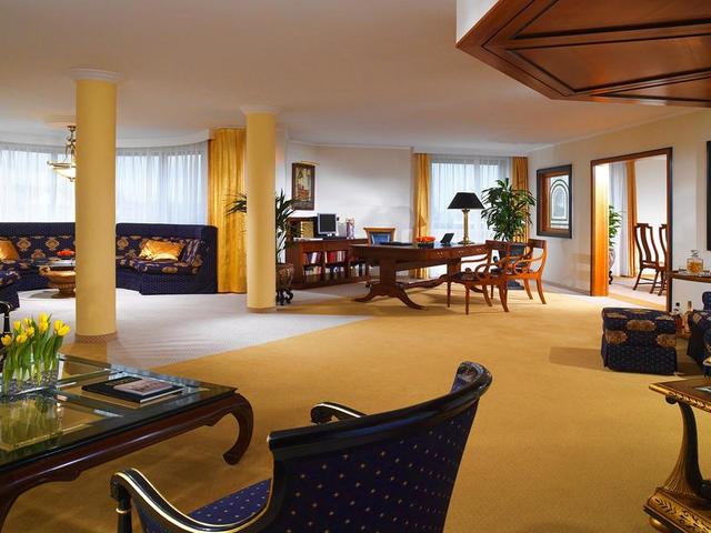 фотографии отеля Kempinski Hotel Corvinus Budapest изображение №19