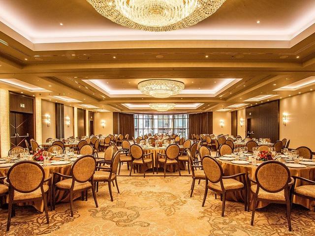 фото отеля Kempinski Hotel Corvinus Budapest изображение №13