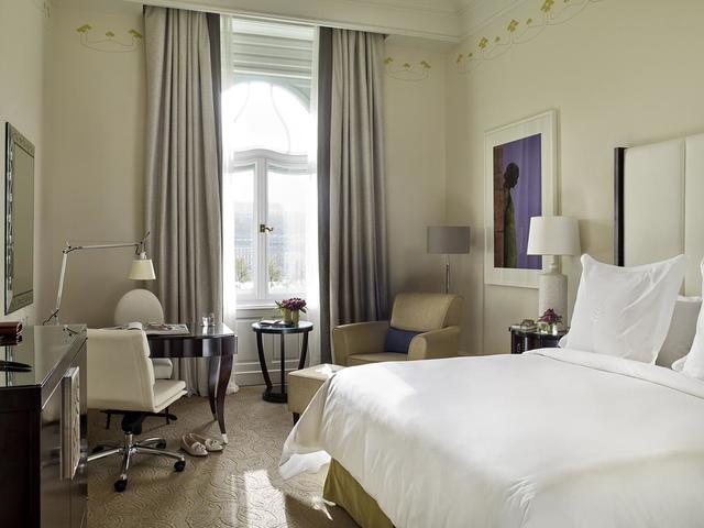 фото отеля Four Seasons Hotel Gresham Palace изображение №13