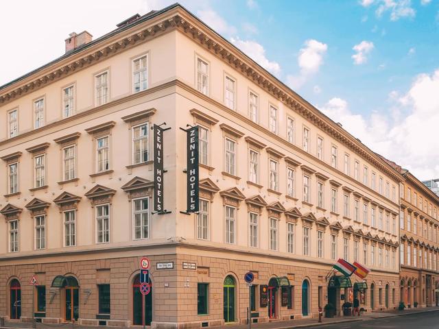 фото отеля Hotel Zenit Budapest Palace изображение №1