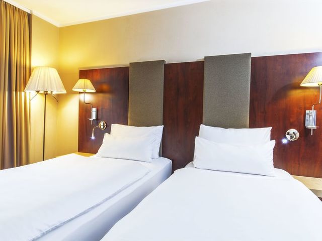 фотографии отеля NH Budapest City (ex. NH Budapest) изображение №27