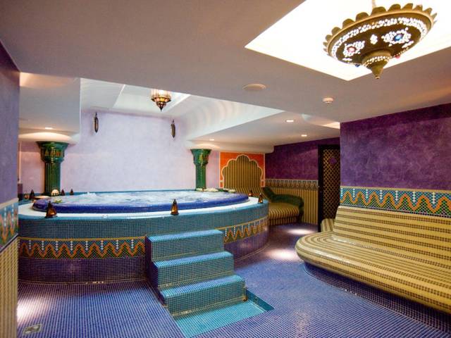 фото Amira Boutique Hotel Wellness & Spa (ex. St. Martin Apartmanhaz) изображение №18