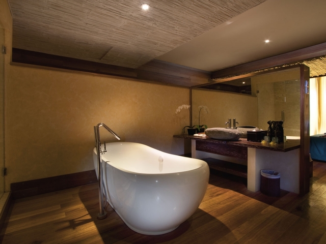 фотографии отеля Kupu Kupu Jimbaran and Beach Club Spa by L'OCCITANE  изображение №3