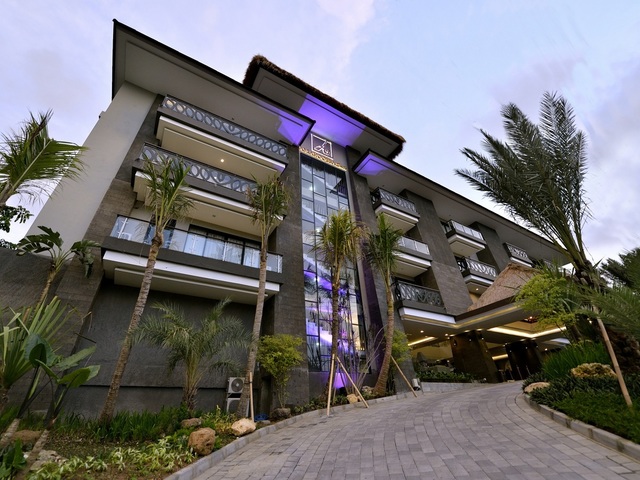 фото отеля Amaroossa Suite Bali изображение №17