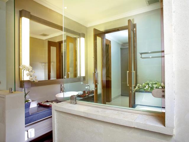 фотографии отеля The Banyumas Suite Villa Legian изображение №47