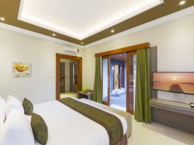 фото отеля The Banyumas Suite Villa Legian изображение №37