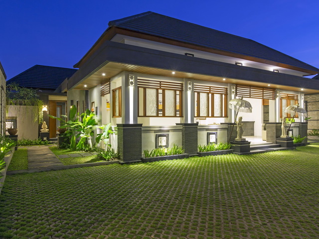 фото The Banyumas Suite Villa Legian изображение №14