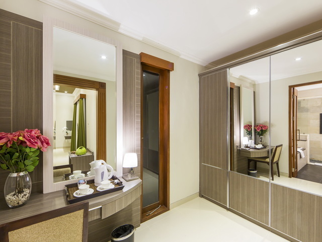 фотографии отеля The Banyumas Suite Villa Legian изображение №11