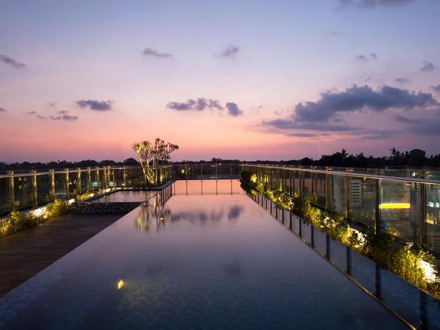 фото Nims Seminyak (ex. Santika Seminyak) изображение №2