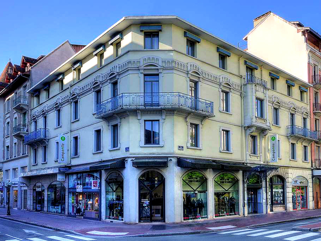 фото отеля Campanile Annecy Centre - Gare (ex. Nouvel Hotel) изображение №1