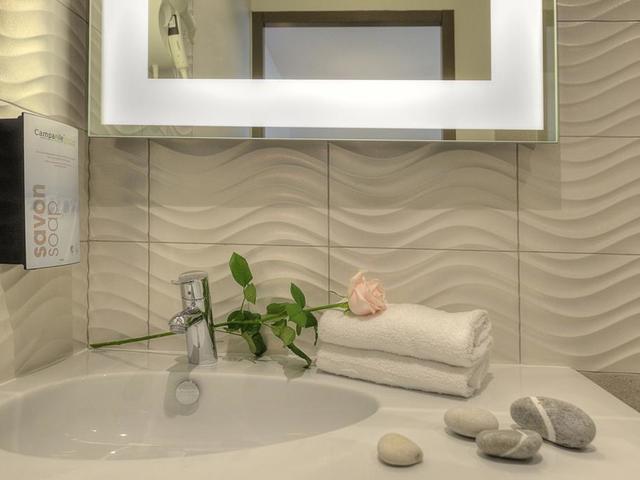 фото отеля Campanile Annecy Centre - Gare (ex. Nouvel Hotel) изображение №17