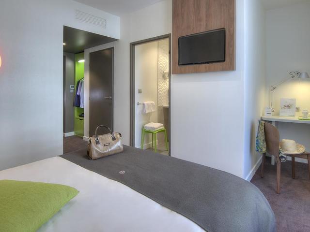 фотографии Campanile Annecy Centre - Gare (ex. Nouvel Hotel) изображение №16