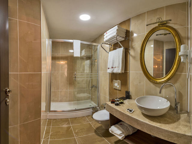 фото Marmara Place Old City Hotel изображение №42