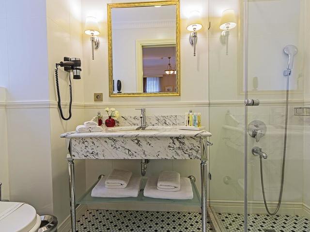 фото отеля Meroddi Pera Hotel (ех. Nar Bagdatliyan Hotel) изображение №33