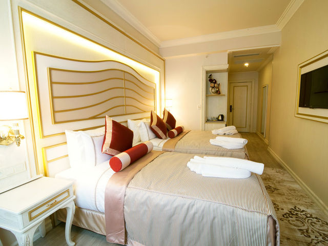 фото Halifaks Hotel изображение №42