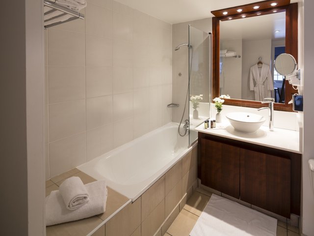 фото отеля Residhome Appart Hotel Courbevoie la Defense (ex. Residhome Appart Hotel Parc du Millenaire) изображение №29