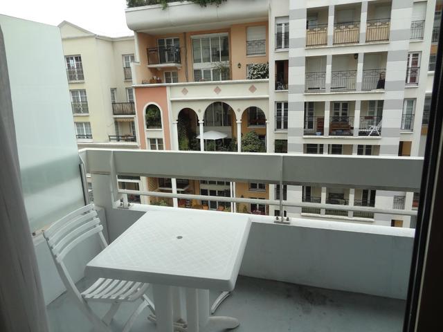 фото отеля Residhome Appart Hotel Courbevoie la Defense (ex. Residhome Appart Hotel Parc du Millenaire) изображение №17