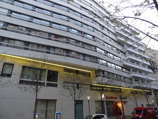 фото отеля Residhome Appart Hotel Courbevoie la Defense (ex. Residhome Appart Hotel Parc du Millenaire) изображение №9