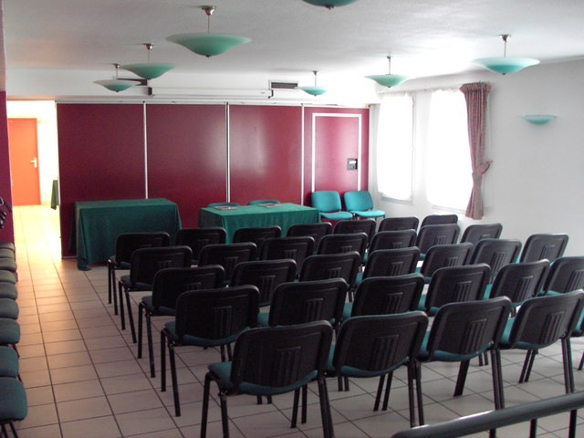 фотографии Eurohotel Paris Nord (ex. Euro Hotel Sovereign Paris Saint-Denis) изображение №4