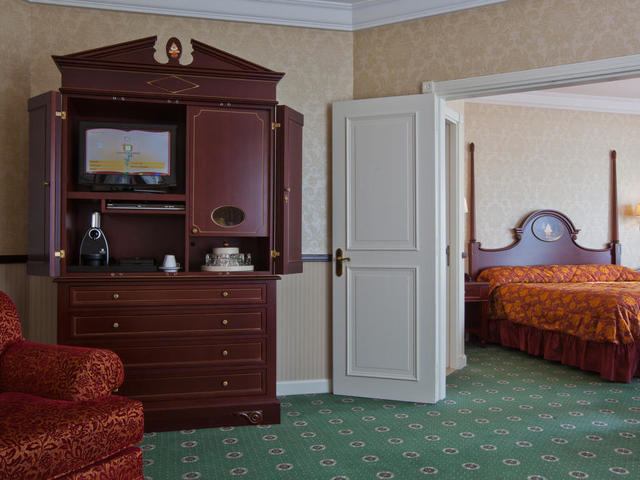 фотографии отеля Disneyland Hotel изображение №15