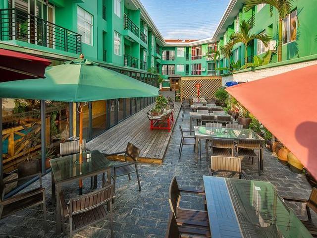 фото отеля Sanya Jiantu 87 City Inn изображение №1