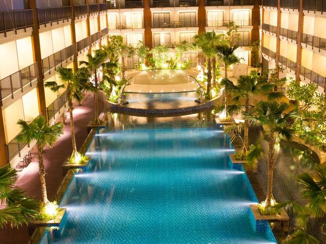 фото Swiss-Belhotel Tuban изображение №18