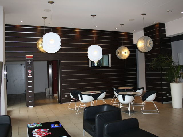 фотографии отеля IH Hotels Milano Gioia (ех. Express by Holiday Inn Milan Bicocca) изображение №11