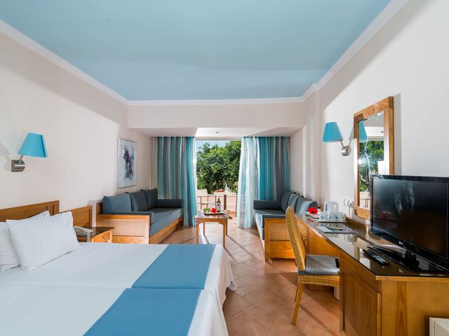 фото Lyttos Beach изображение №98