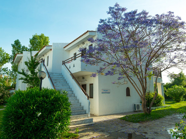 фотографии отеля Golden Coast Hotel & Bungalows изображение №27