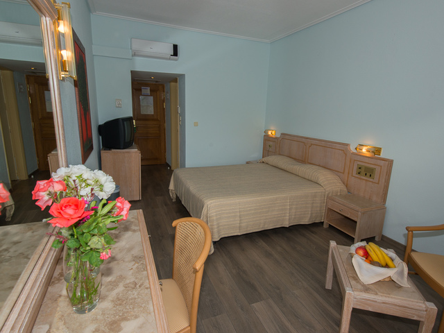 фото Golden Coast Hotel & Bungalows изображение №22