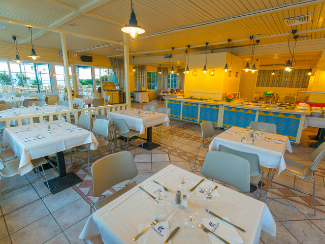 фото Golden Coast Hotel & Bungalows изображение №6