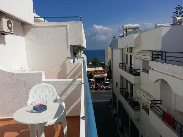 фото отеля Iro изображение №9