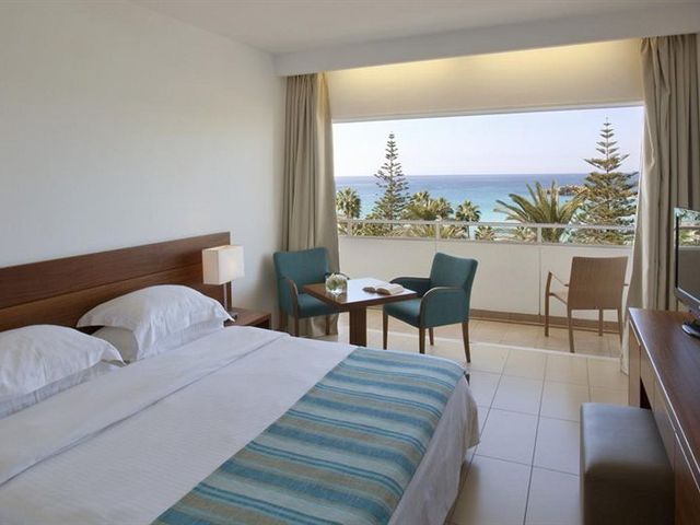 фото отеля Nissi Beach Resort  изображение №65